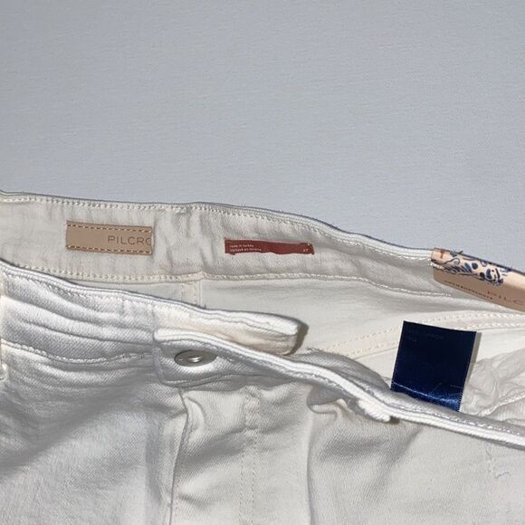 Anthropologie Pilcro Distressed Frayed Hem White Denim Jeans - Picture 13 of 16